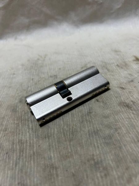 Циліндр KALE 164 SNC 80 мм (30х10х40) нікель 503205 фото