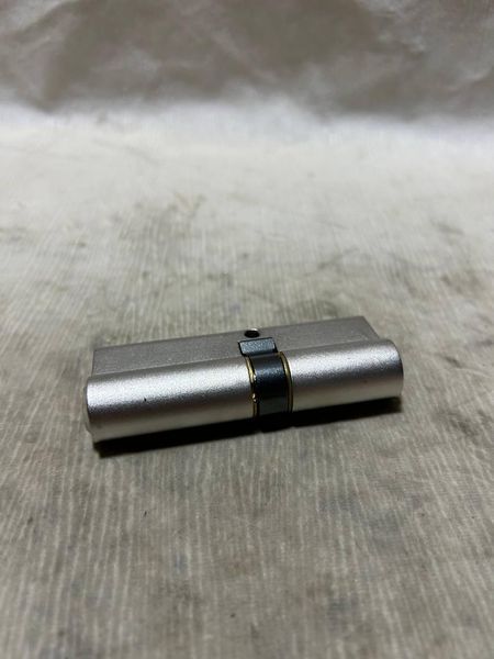 Циліндр KALE 164 SNC 80 мм (30х10х40) нікель 503205 фото